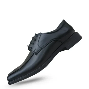 Zapato Nevado negro: elegancia y confort. Calzado de cuero esencial para el hombre moderno.
